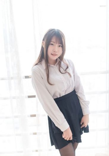 扒丝袜pisiwa影院