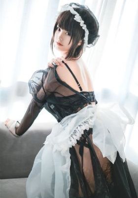 女生说疼男生越使劲的动漫
