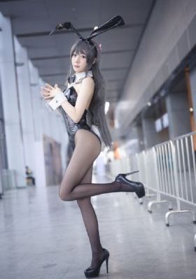美里麻衣